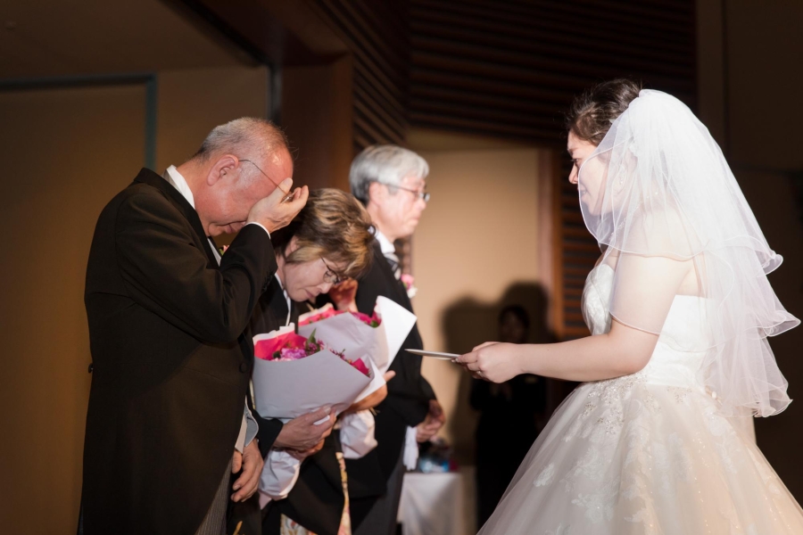 結婚式が教えてくれた人間関係の本質　～現場から学んだこと～