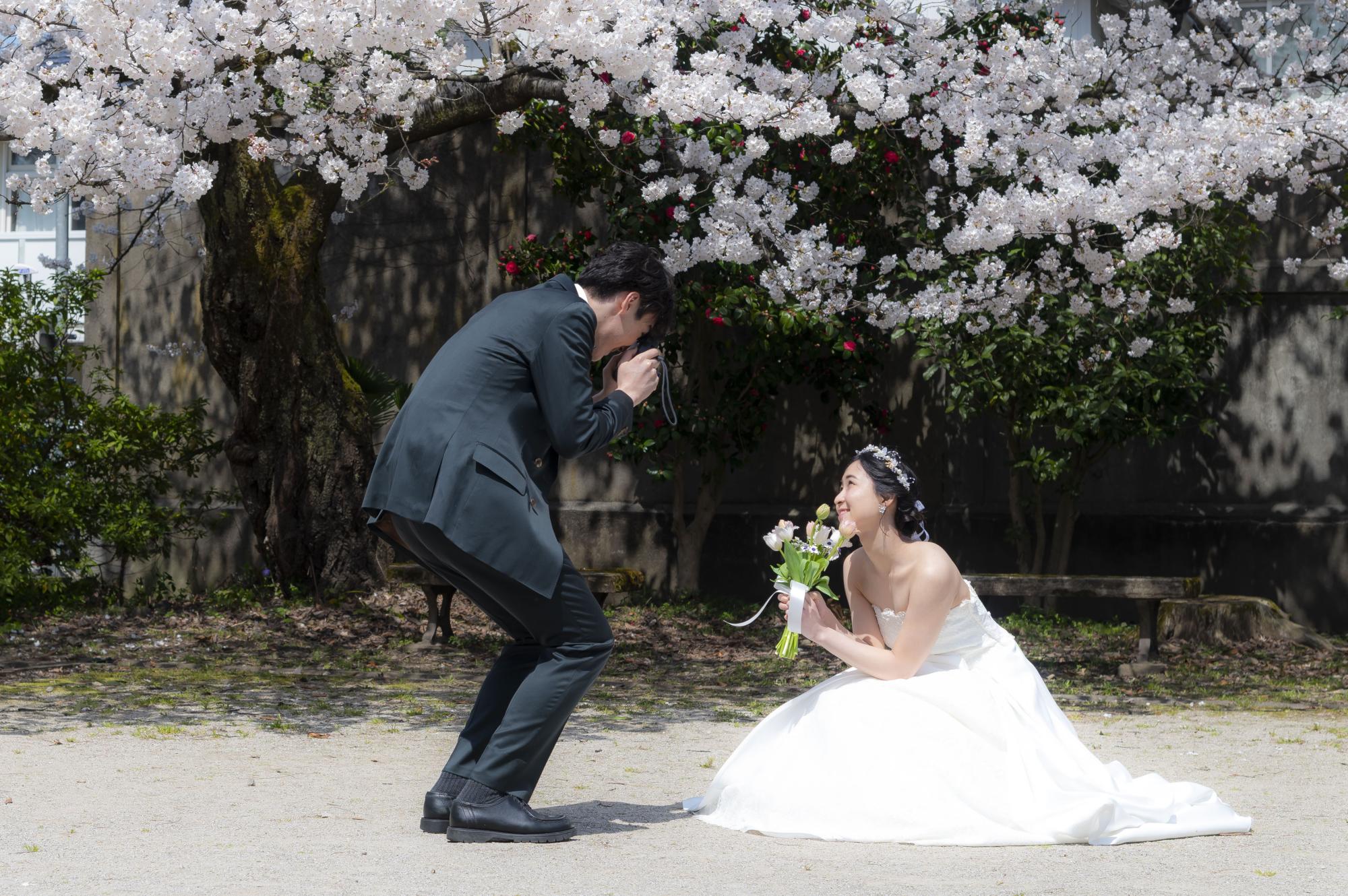 結婚式を「やる」「やらない」で、ちょっと不穏になっちゃうお二人へ。